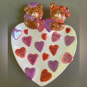 Glazed heart plate / Westwood